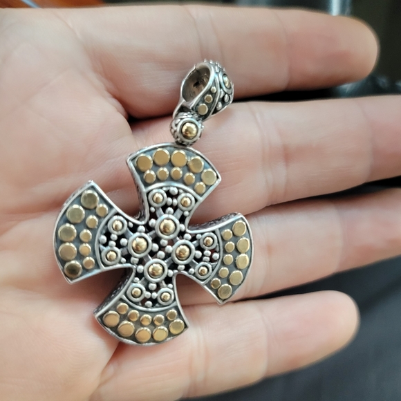 John Hardy 18kt Gold & Silver Dot Cross Large - Picture 7 of 8
